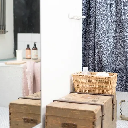White Loft Stare Bielany Vintage Slow