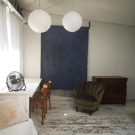 White Loft Stare Bielany Vintage Slow